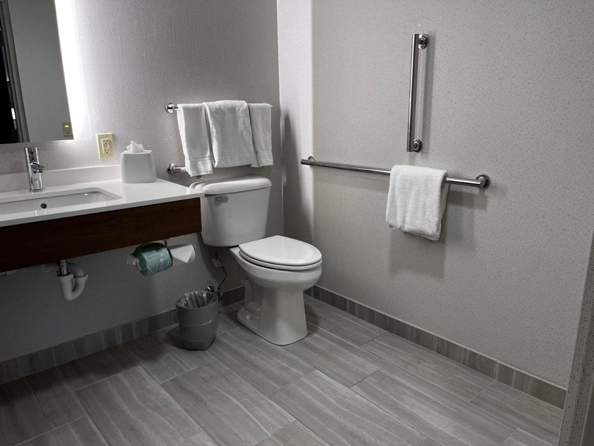 Suite - Mobility Access Roll in Shower/Non-Smoking at Holiday Inn Express & Suites Williamsport by IHG