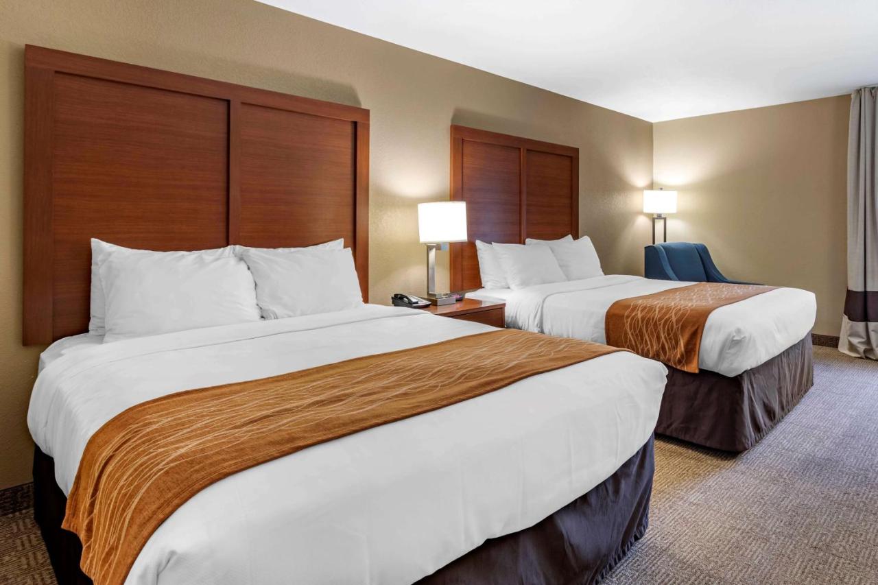 Queen Room with Two Queen Beds - Non-Smoking at Comfort Inn Biltmore West