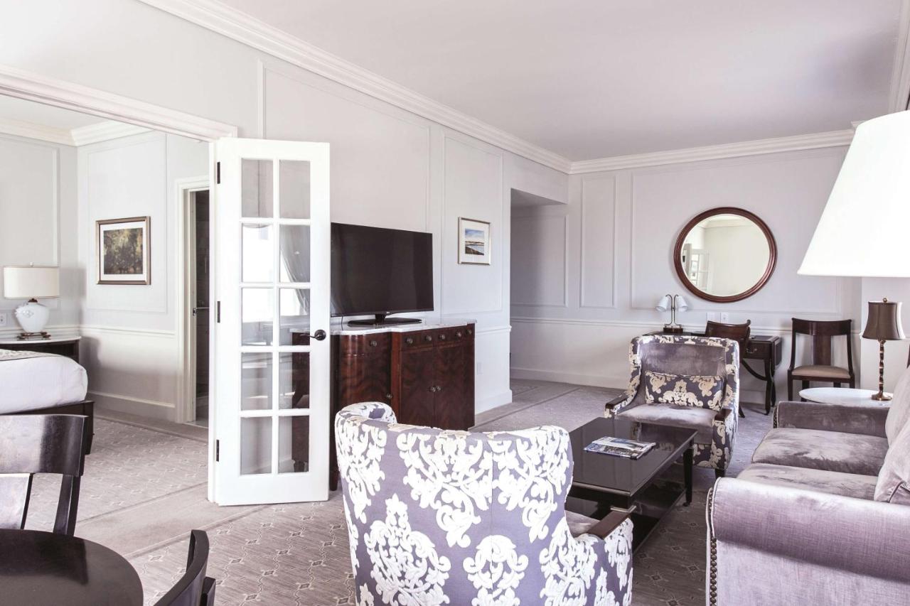 Corner One Bedroom Suite at The Charleston Place
