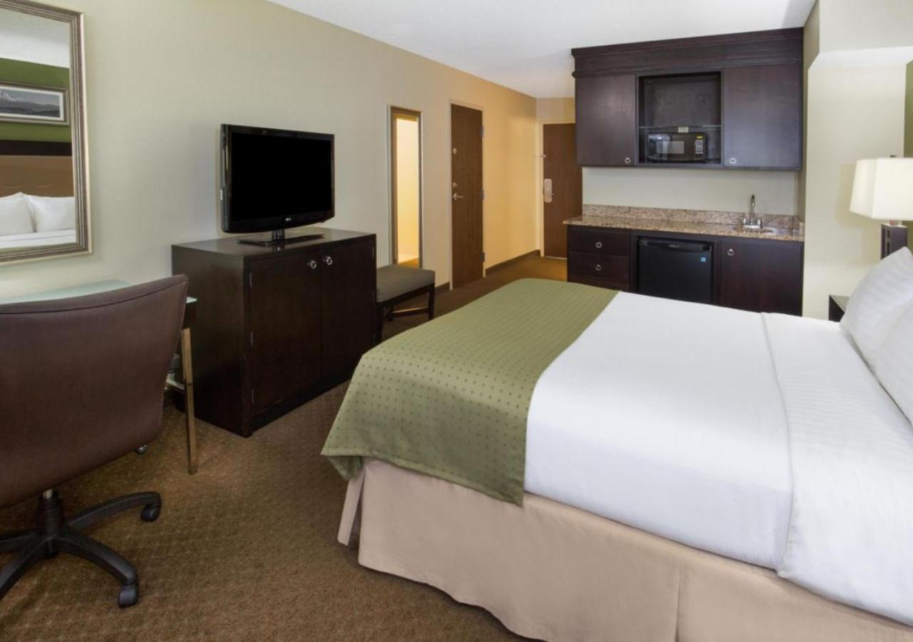 Standard  Room at Holiday Inn Airport - Portland by IHG