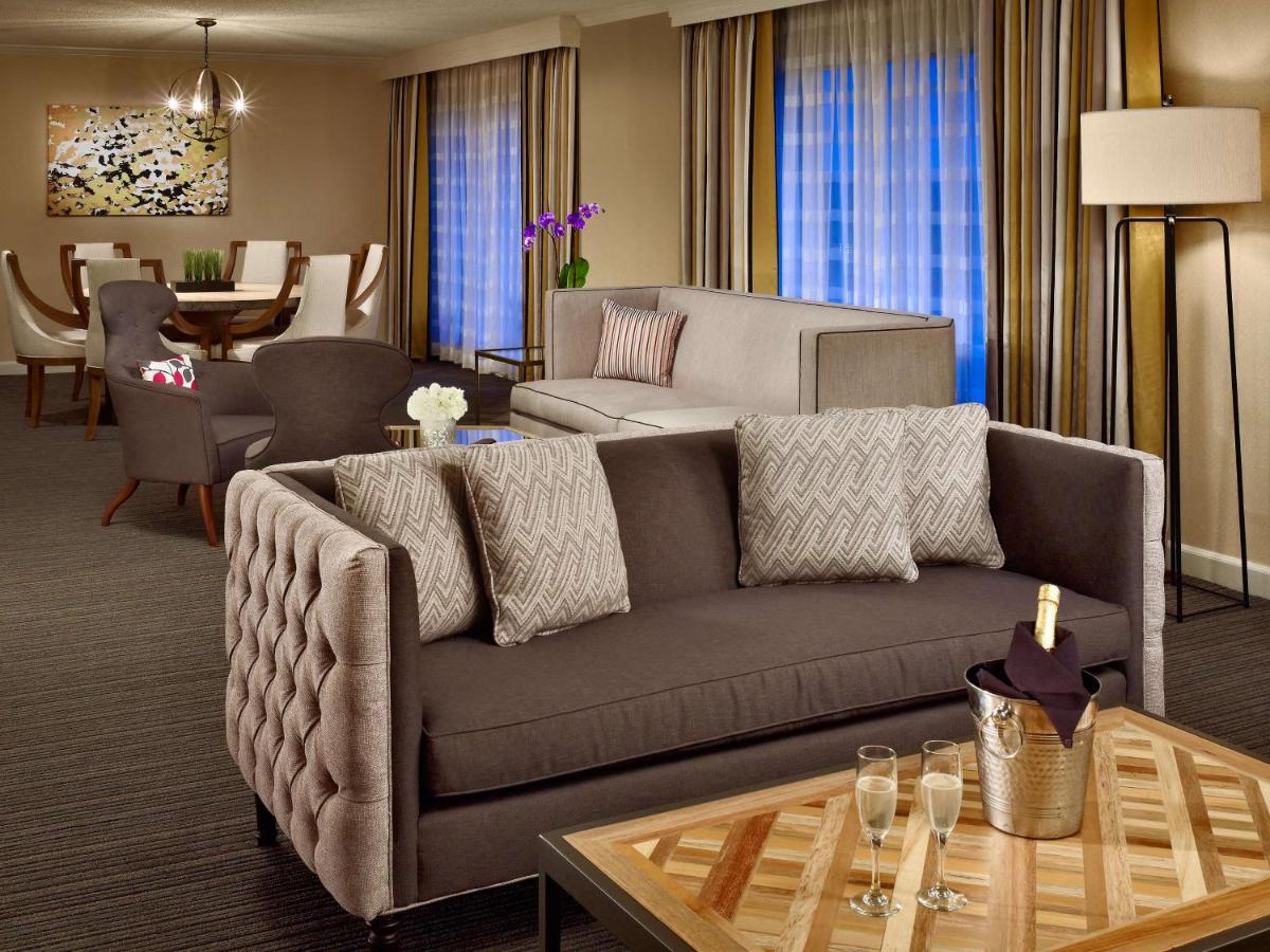 Presidential Suite King at Sonesta Gwinnett Place Atlanta
