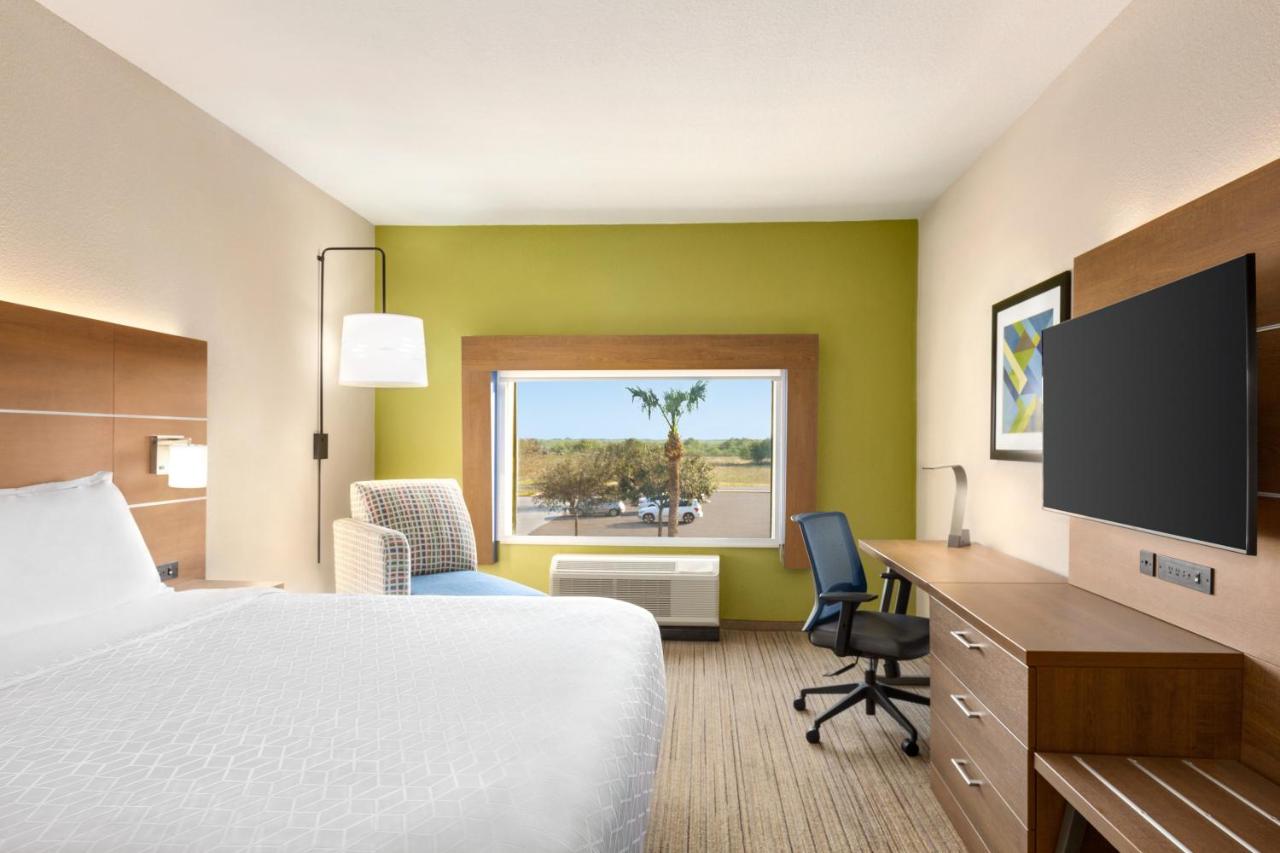 King Room - Non-Smoking at Holiday Inn Express Hotel & Suites Mission-McAllen Area, an IHG Hotel