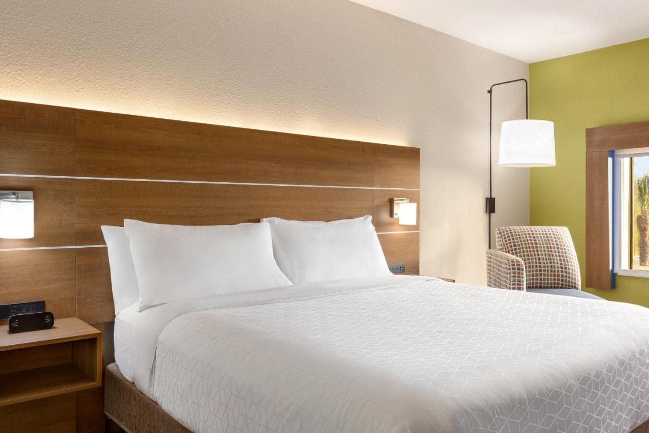 King Room - Non-Smoking at Holiday Inn Express Hotel & Suites Mission-McAllen Area, an IHG Hotel