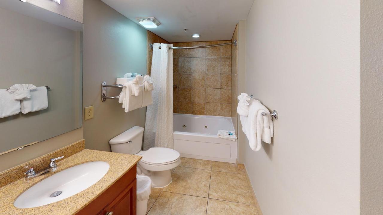 Oceanfront Two-Bedroom Apartment with Partial View at Dunes Village Resort