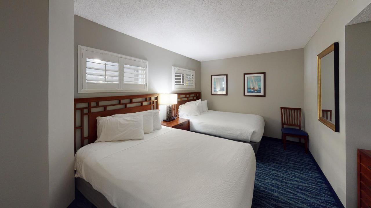 Angle Ocean Front Three-Bedroom Suite with Partial View at Dunes Village Resort