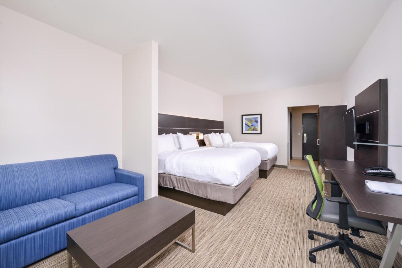 Suite at Holiday Inn Express Donaldsonville by IHG