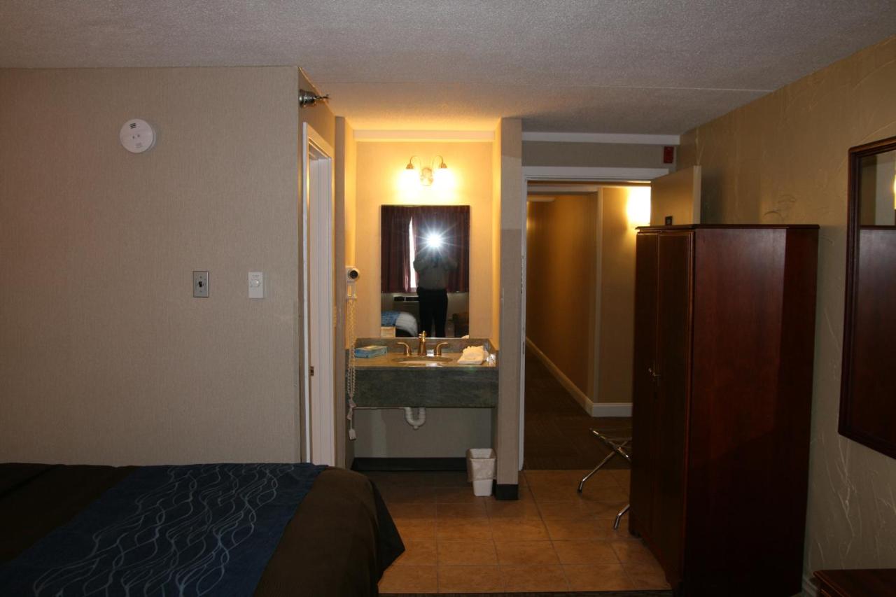 Superior King or Twin Room at Bangor Inn & Suites