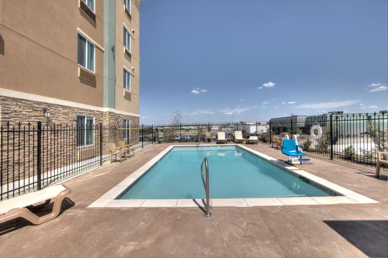 King Room - Accessible/Non-Smoking at Comfort Inn & Suites Fort Worth West I-30 NAS JRB