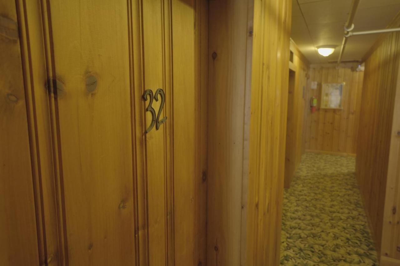 Betty Doon Hotel