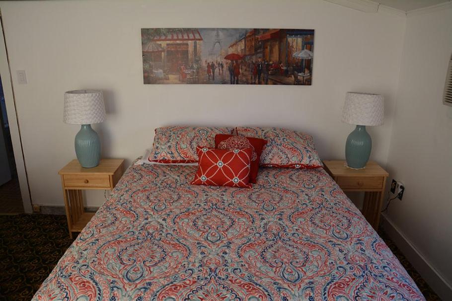 Apartment with Balcony at Betty Doon Hotel