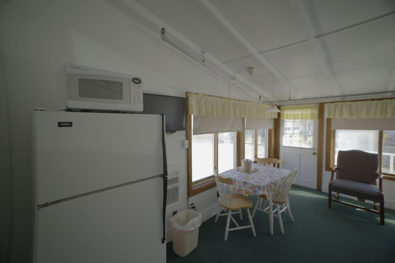 Studio with Balcony at Betty Doon Hotel