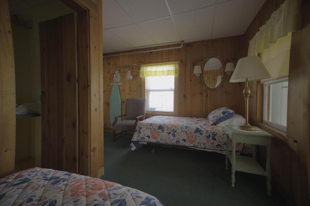 Betty Doon Hotel