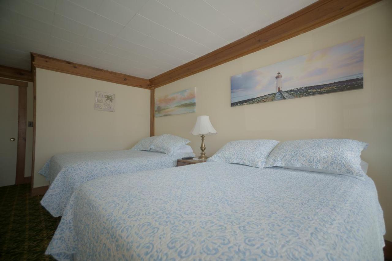 Deluxe Double Room at Betty Doon Hotel