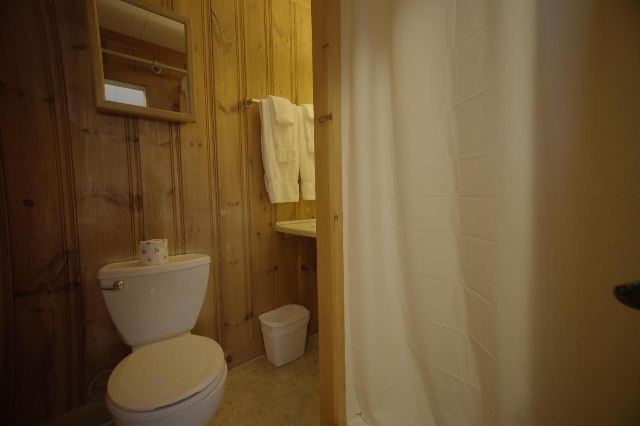 Deluxe Double Room with Extra Bed at Betty Doon Hotel