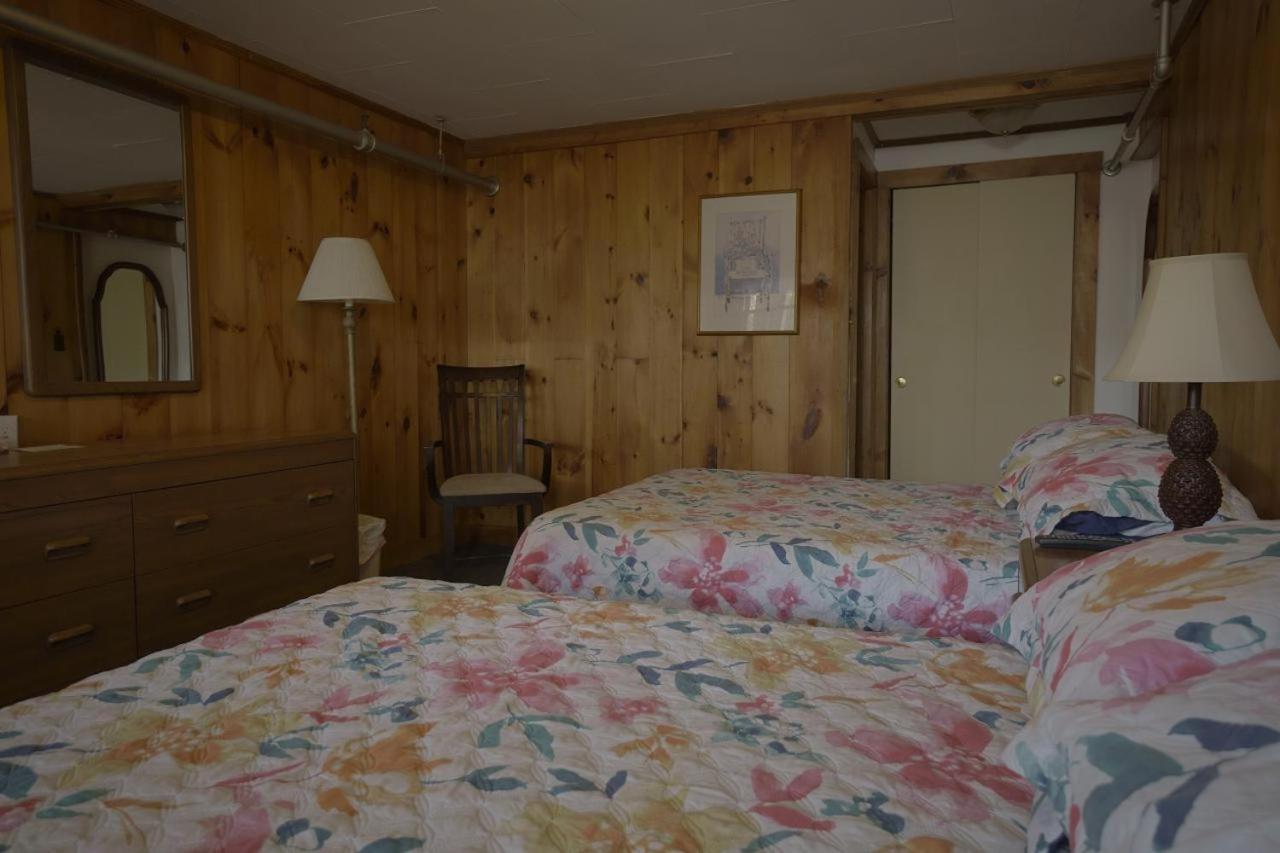 Betty Doon Hotel
