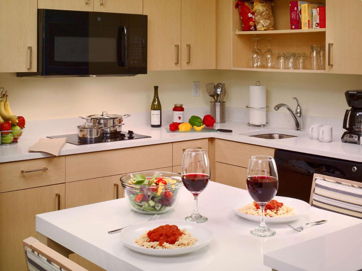 Apartment at Sonesta ES Suites Auburn Hills Detroit