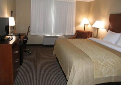 King Room at Comfort Inn & Suites Watford City