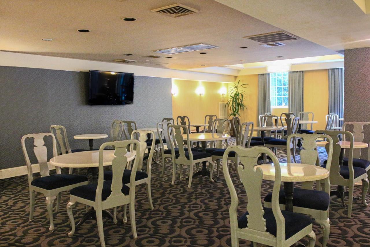| Artmore Hotel - Midtown