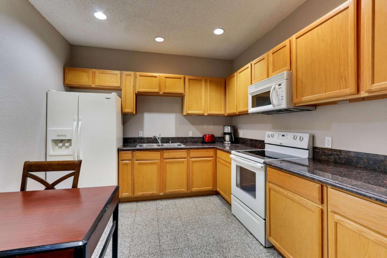 King Room with Sofa Bed - Non-Smoking at Best Western Plus University Inn & Suites