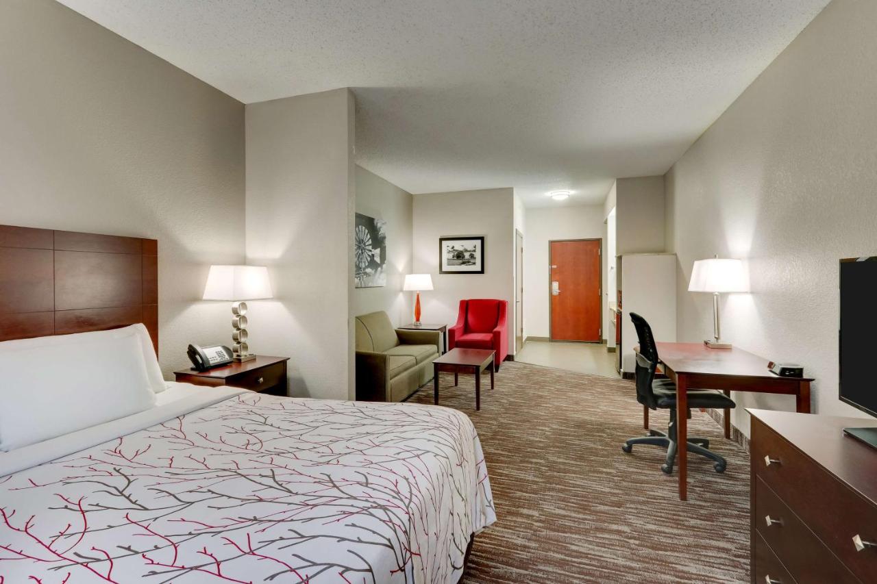 King Suite with Spa Bath - Non-Smoking at Best Western Plus University Inn & Suites
