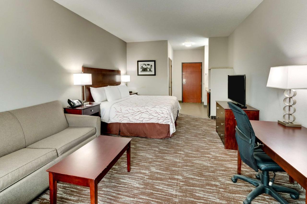 King Suite with Sofa Bed at Best Western Plus University Inn & Suites