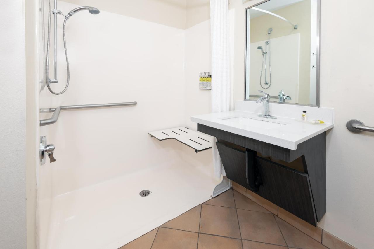 King Suite - Non-Smoking at Candlewood Suites Athens, an IHG Hotel