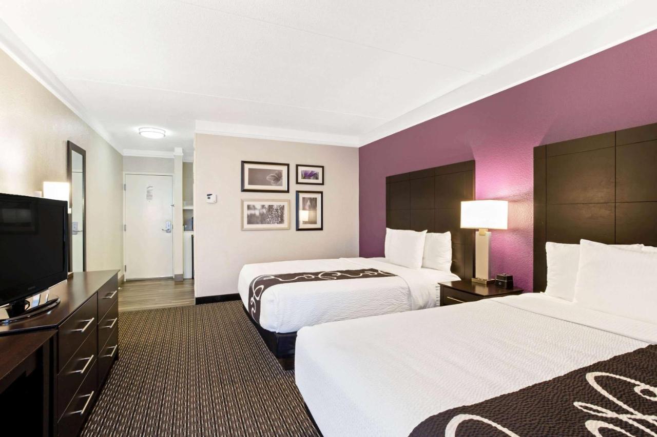 Deluxe Double Room with Two Double Beds at La Quinta Inn & Suites by Wyndham Boston-Andover