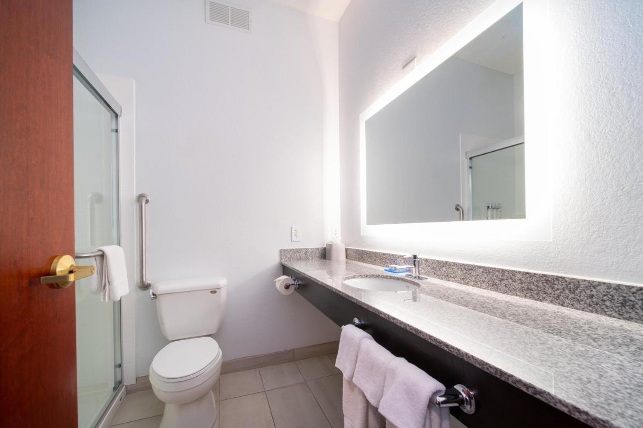 Junior Suite with walk in Shower at Holiday Inn Express Hotel & Suites Bedford by IHG
