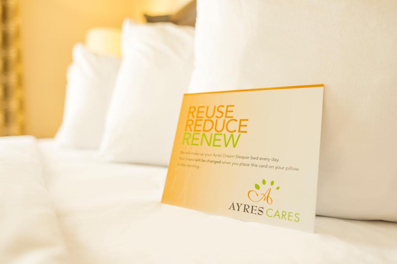 Deluxe Corner King Room at Ayres Hotel Laguna Woods - Aliso Viejo