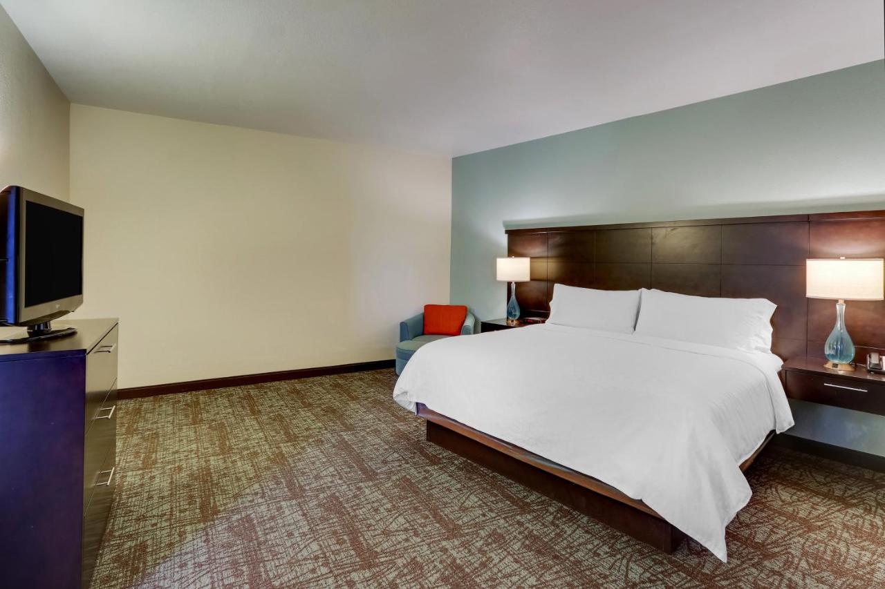 King Suite at Staybridge Suites San Angelo by IHG