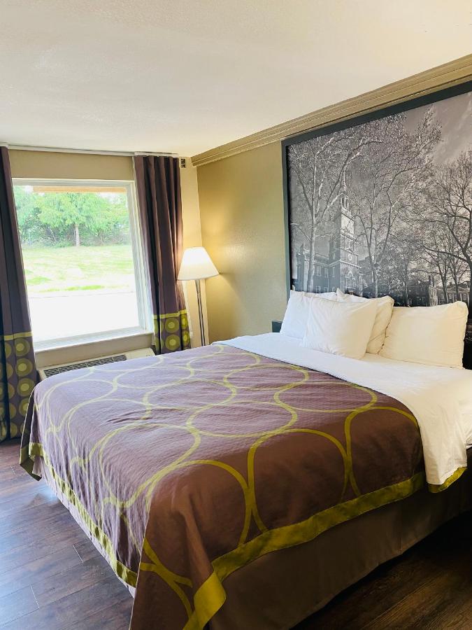 King Room - Non-Smoking at Super 8 by Wyndham Danville