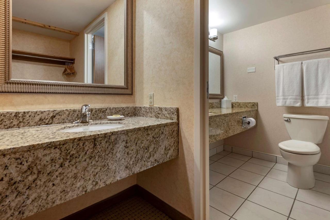 Queen Room - Non Smoking at Best Western Plus Oswego Hotel and Conference Center
