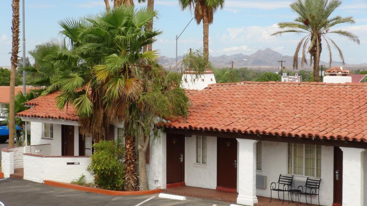 Economy Queen Room at Historic Coronado Motor Hotel by OYO