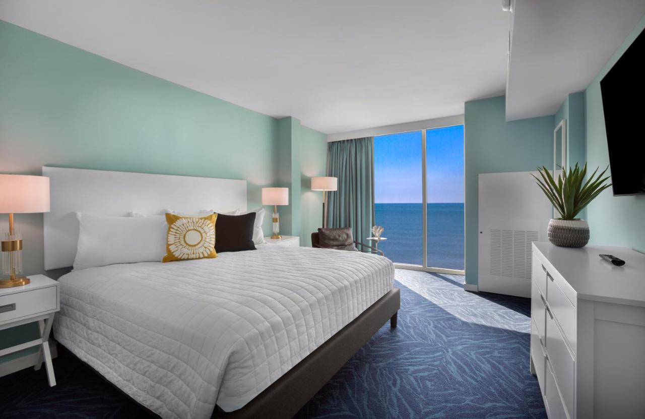 Two-Bedroom Suite at Crown Reef Beach Resort and Waterpark