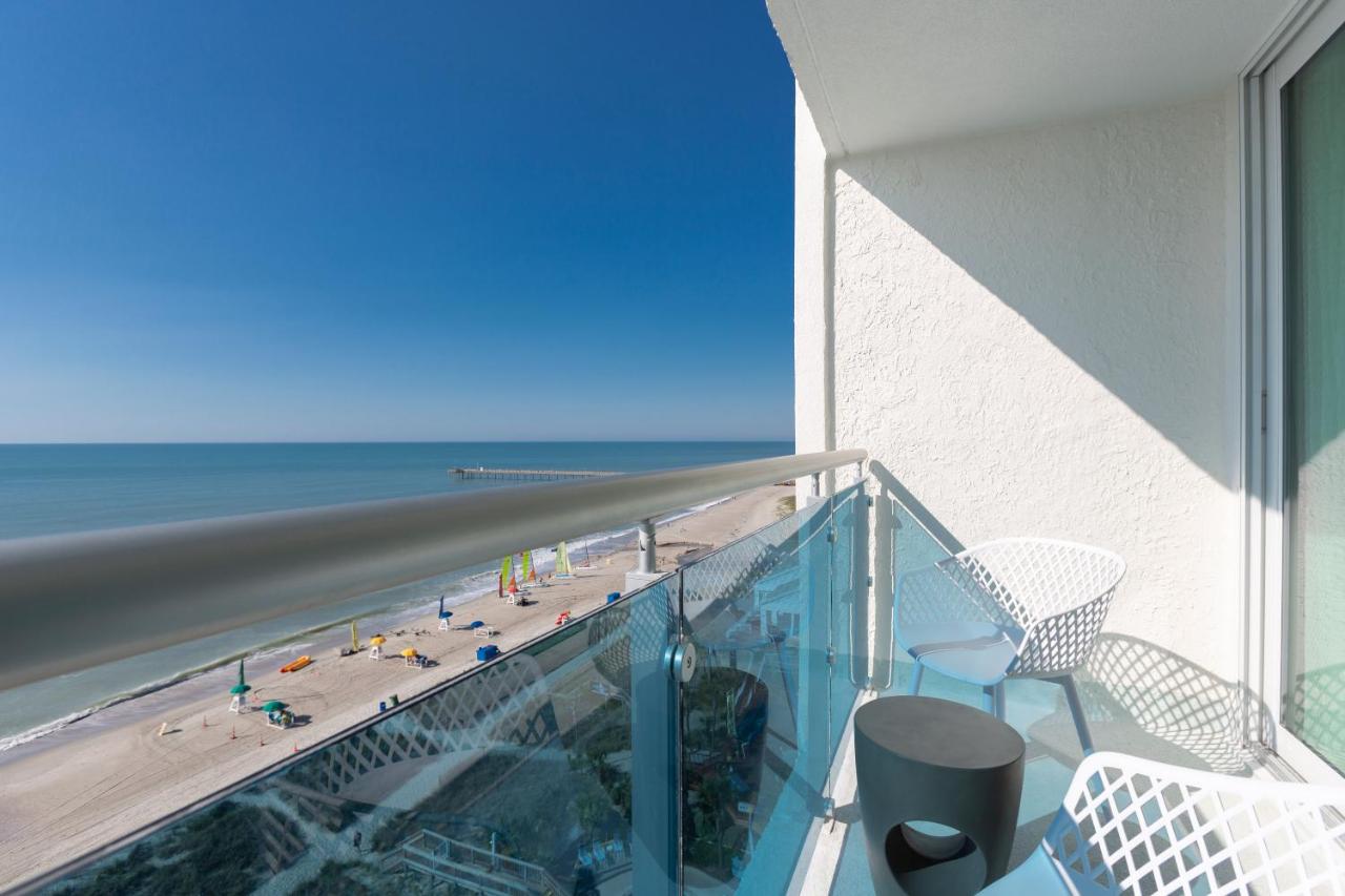 King Suite with Balcony at Crown Reef Beach Resort and Waterpark