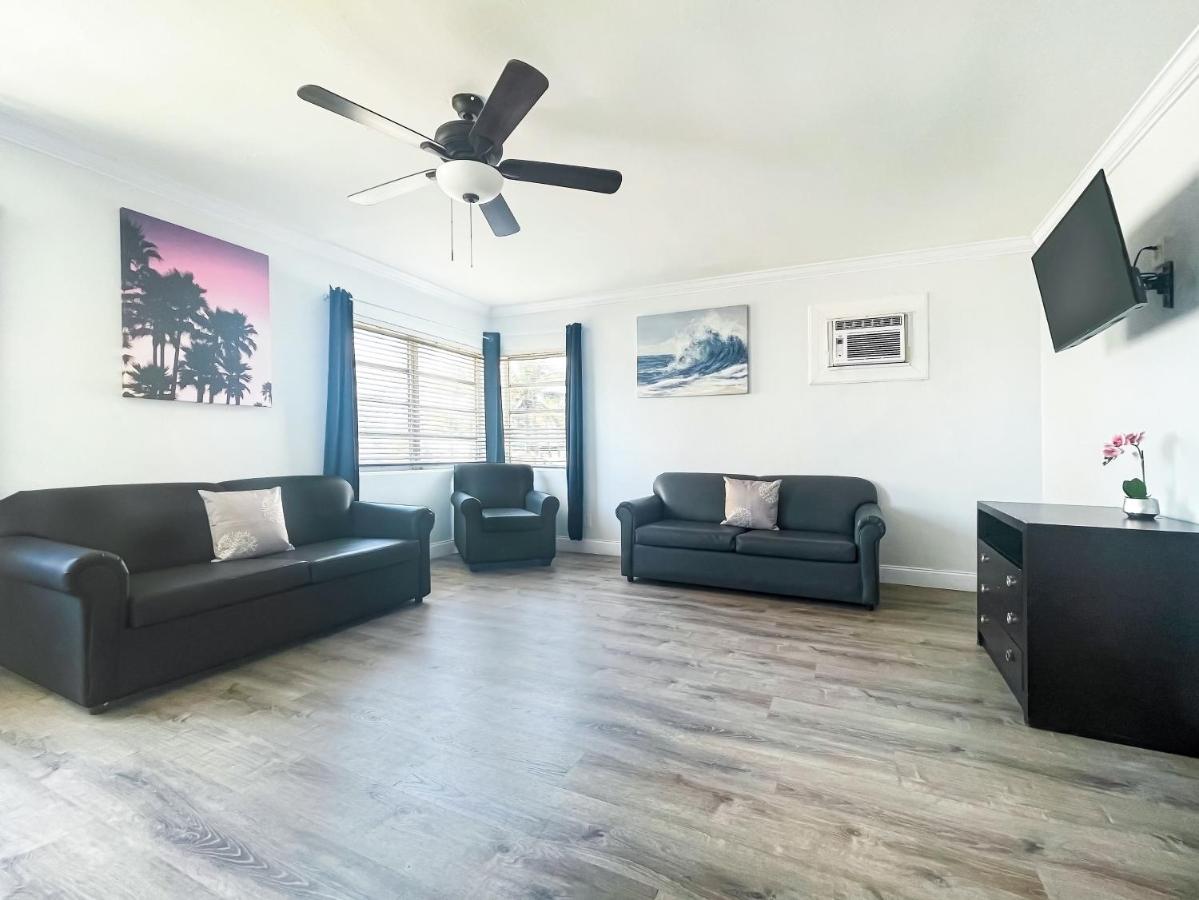 Deluxe Studio at Paradise Oceanfront HBH