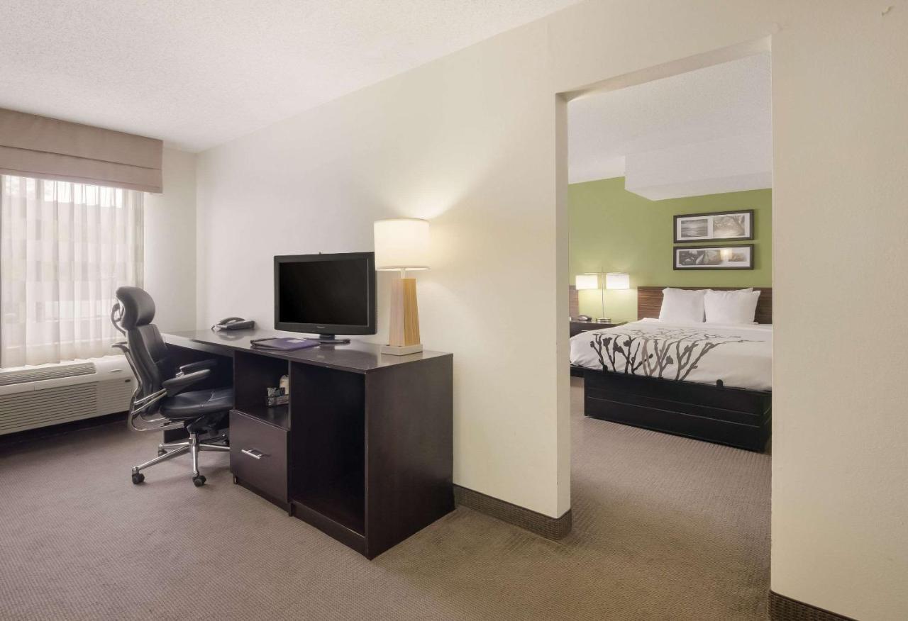 Double Suite with Two Queen Beds - Non-Smoking at Sleep Inn Tanglewood
