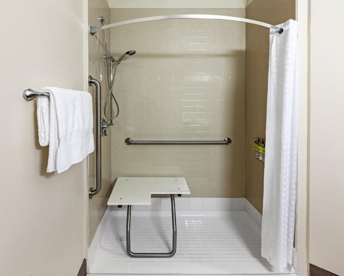 Queen Studio Suite - Mobility Access Roll in Shower/Non-Smoking at Candlewood Suites Midland SW by IHG
