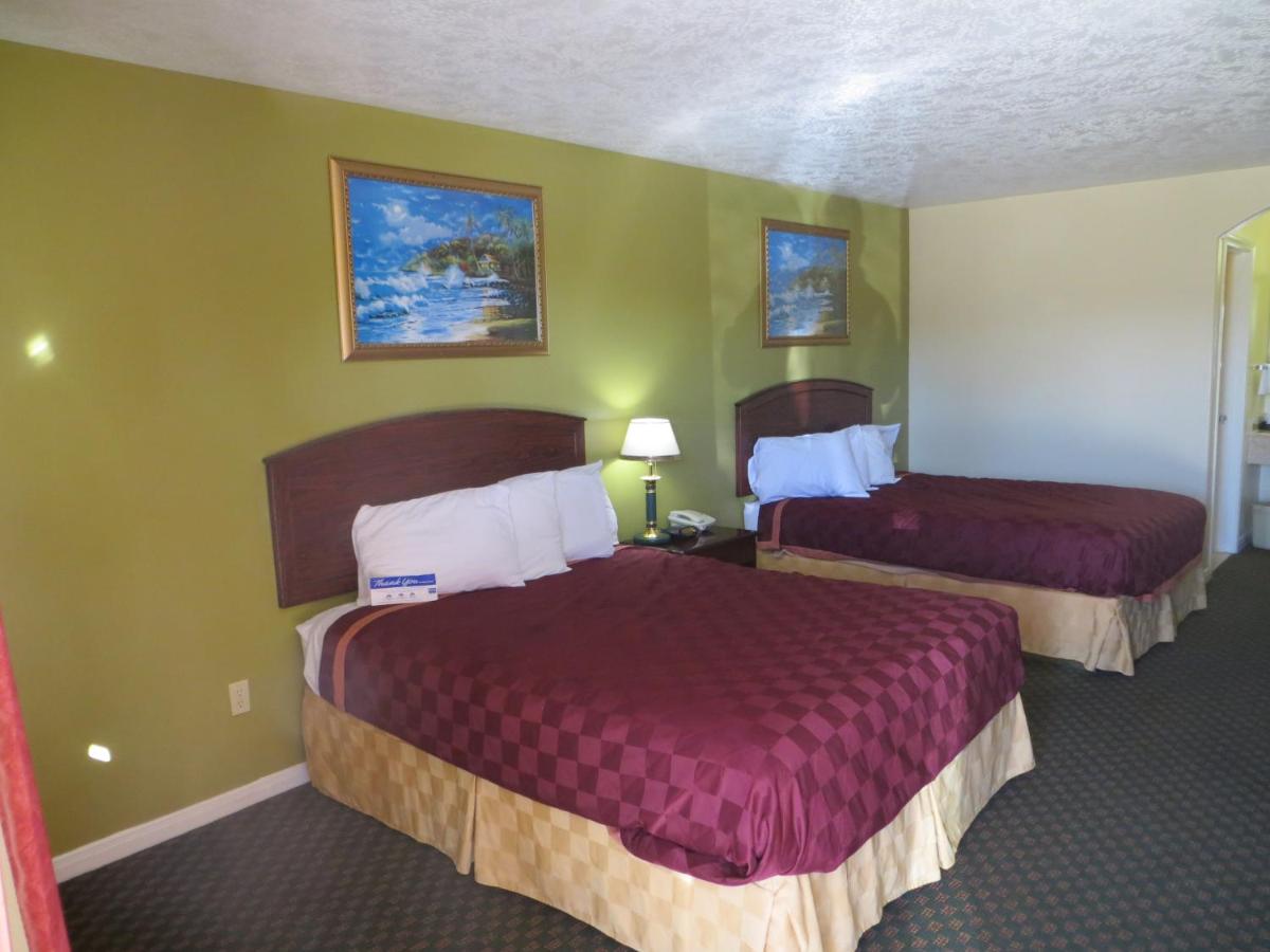 Double Room with Two Double Beds at Americas Best Value Inn & Suites Hempstead Prairie View