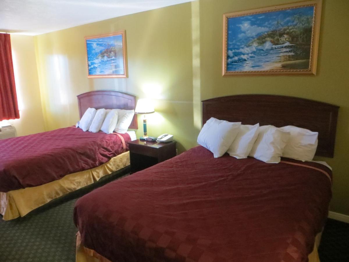 Double Room with Two Double Beds at Americas Best Value Inn & Suites Hempstead Prairie View