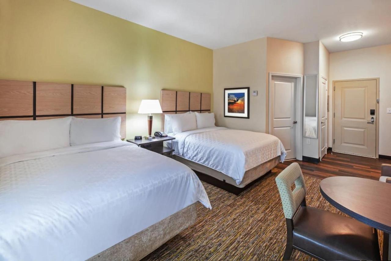 Queen Suite at Candlewood Suites Midland SW by IHG
