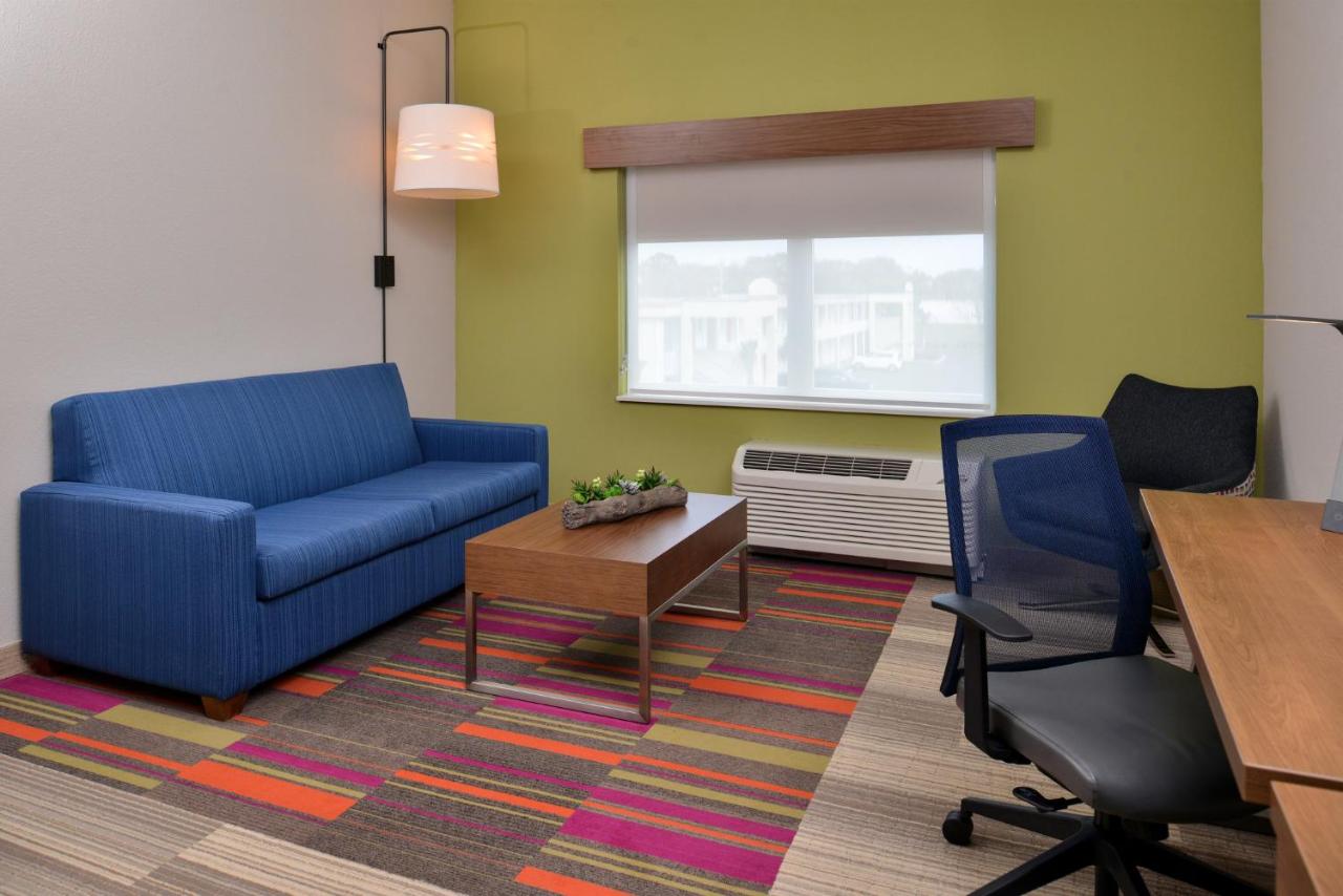 King Suite - Non-Smoking at Holiday Inn Express & Suites West Melbourne by IHG