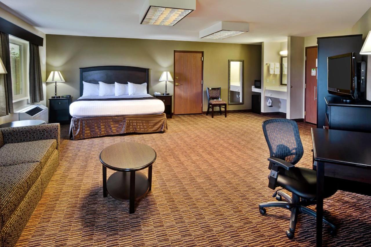 Deluxe King Studio Suite - Non-Smoking at AmericInn by Wyndham Beaver Dam