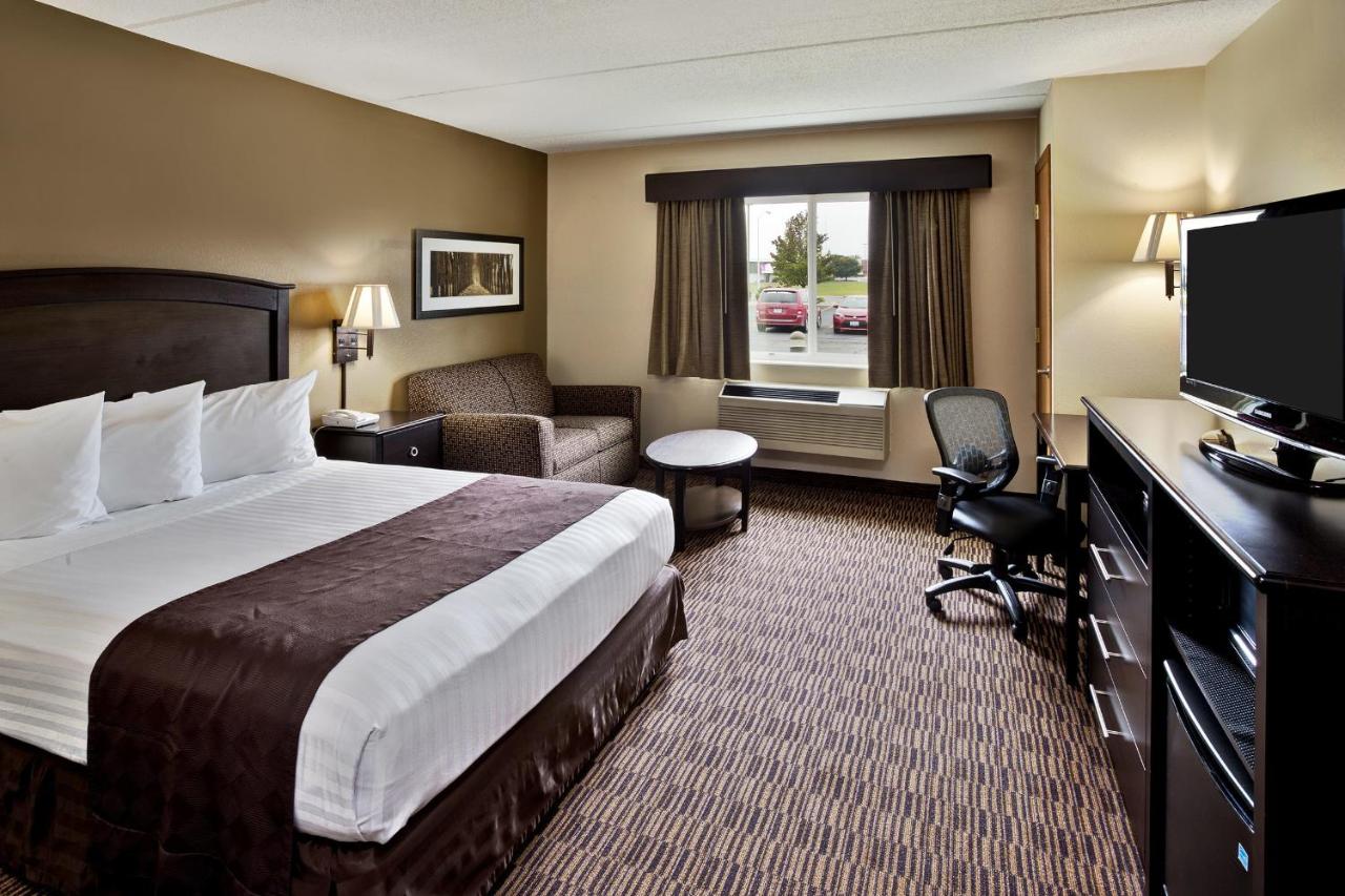 King Room - Non-Smoking at AmericInn by Wyndham Beaver Dam