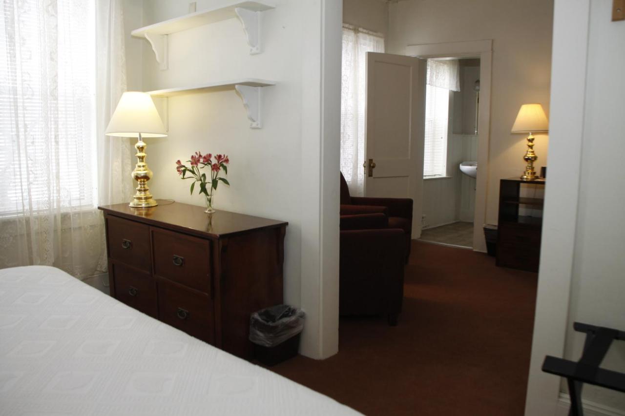 King Suite at Hotel Coolidge