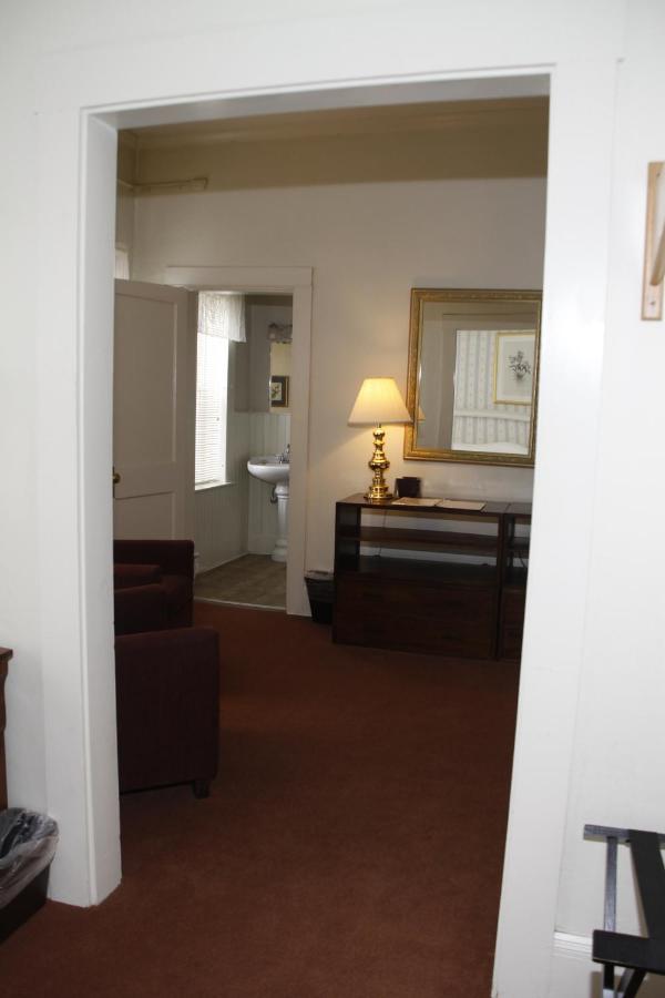 King Suite at Hotel Coolidge