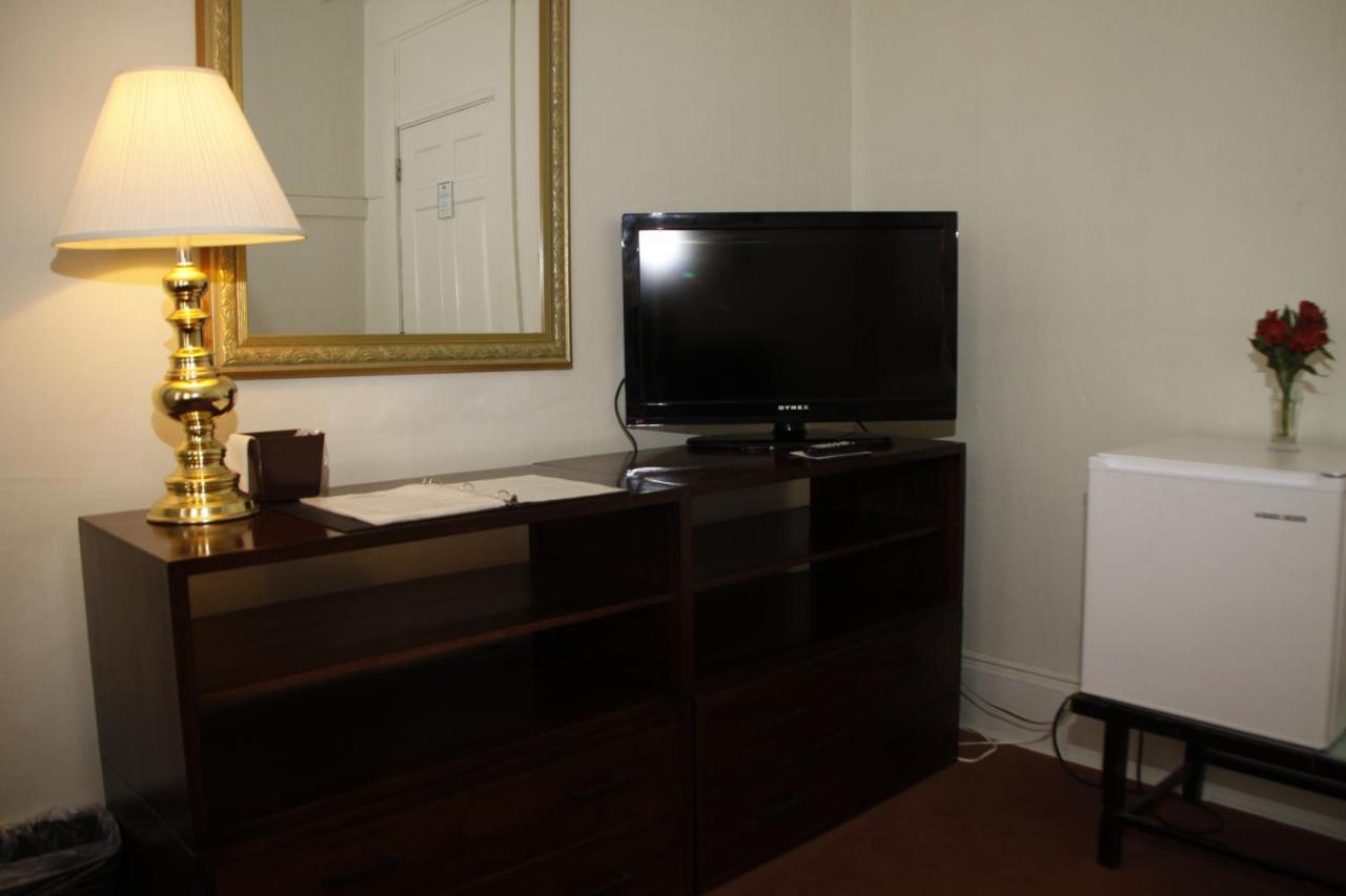 King Suite at Hotel Coolidge