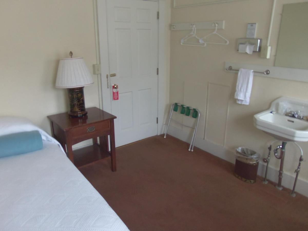 Double Room with Extra Bed at Hotel Coolidge