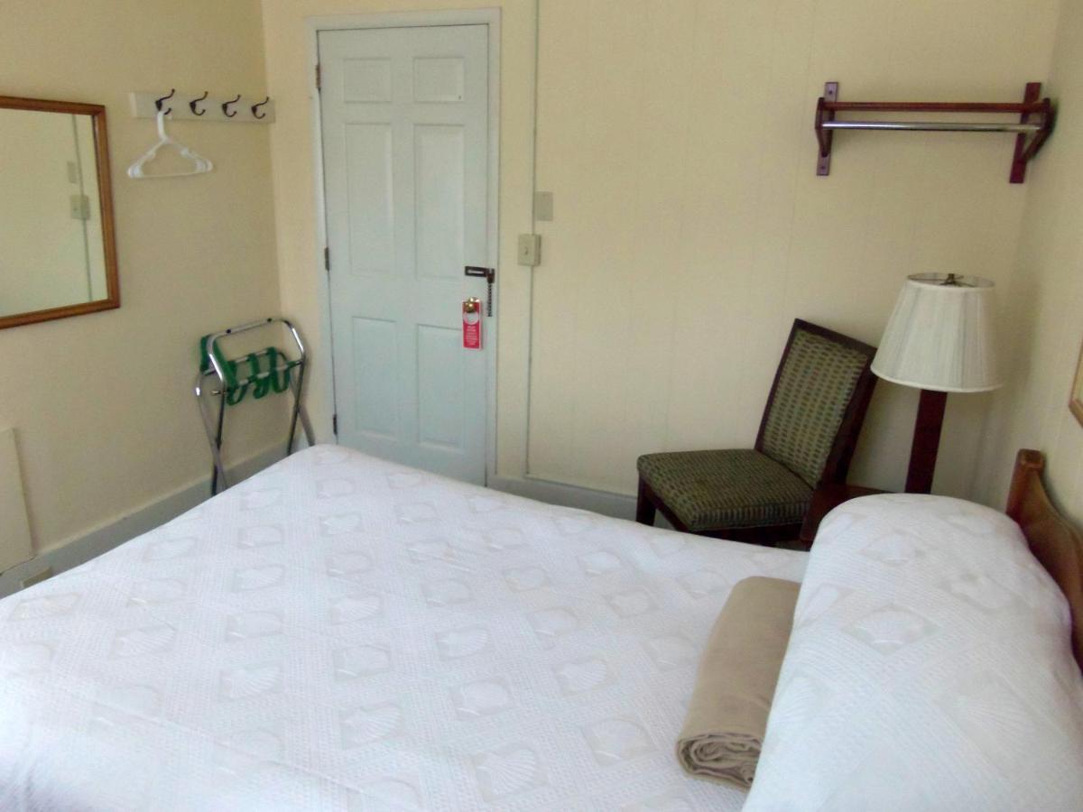 Budget Double Room at Hotel Coolidge
