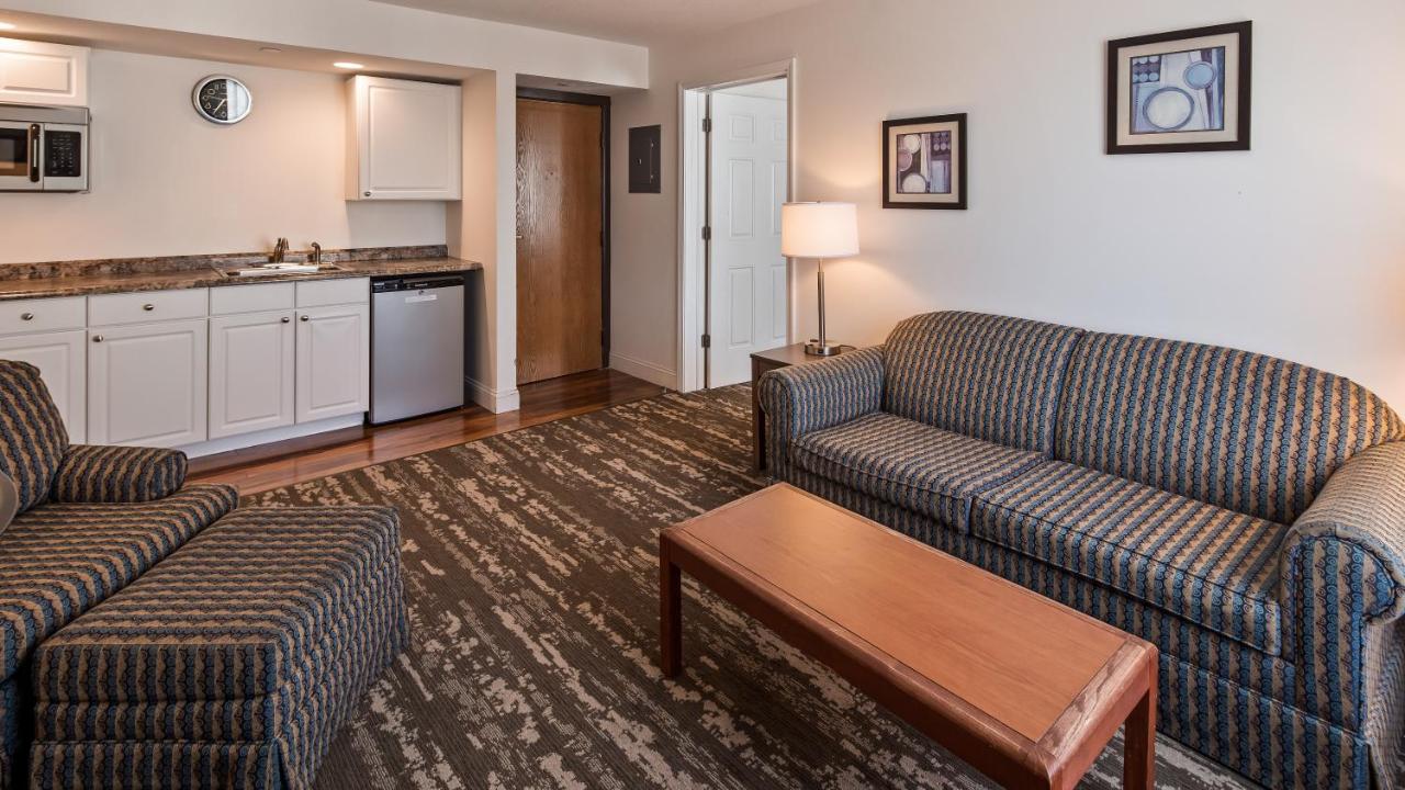 Queen Suite at Charlevoix Inn & Suites SureStay Collection by Best Western